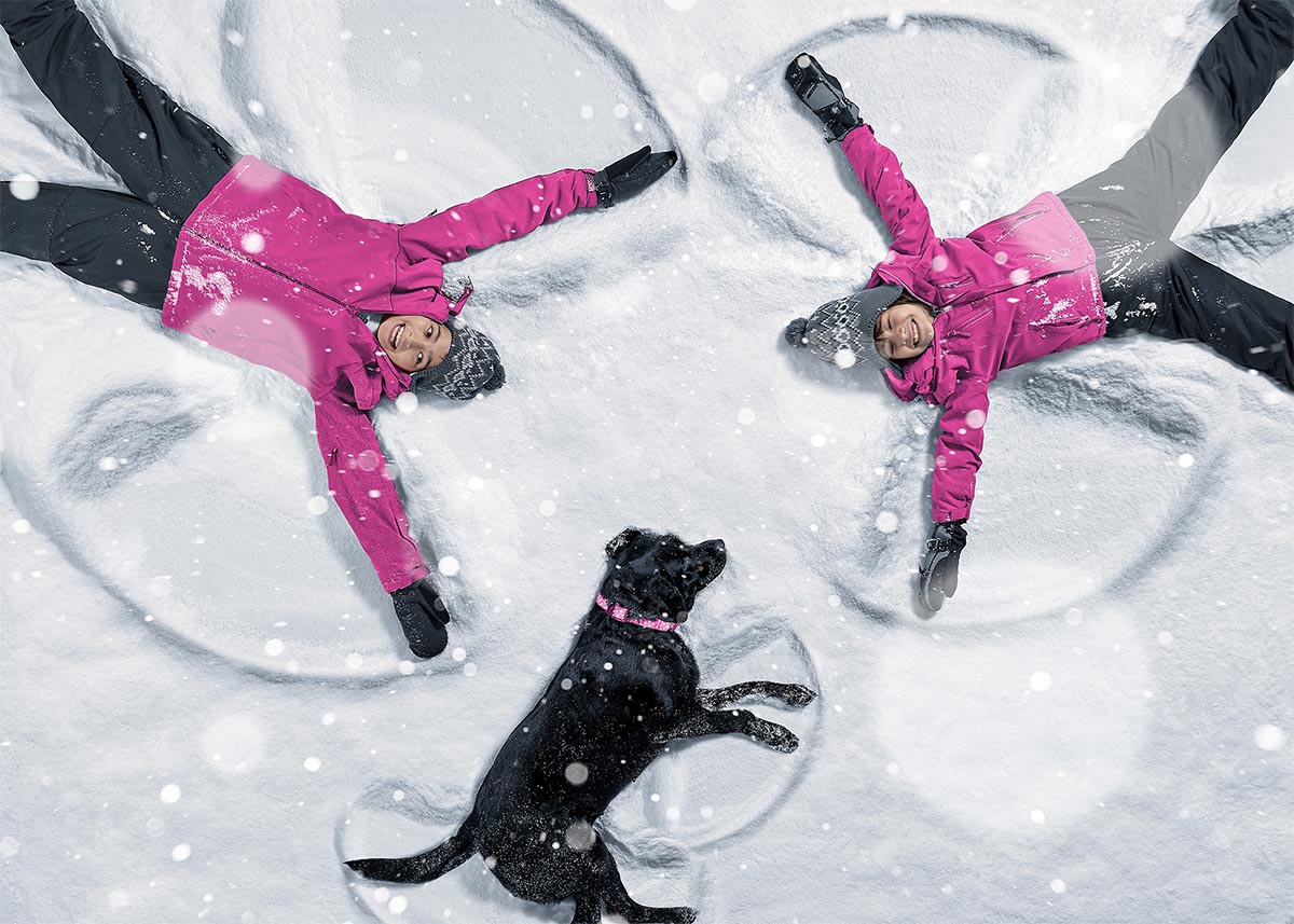 Xmas Card 2022    Snow Angels